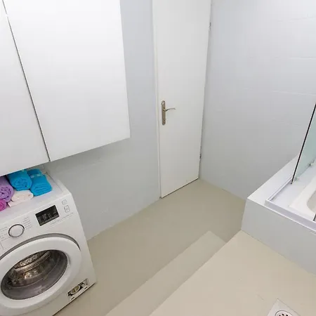 Dujam Appartement Split